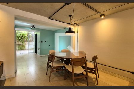 Sala de casa à venda com 3 quartos, 160m² em Vila Camilópolis, Santo André