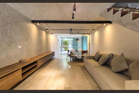 Sala de casa à venda com 3 quartos, 160m² em Vila Camilópolis, Santo André