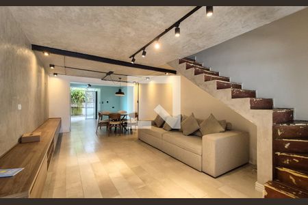 Sala de casa à venda com 3 quartos, 160m² em Vila Camilópolis, Santo André