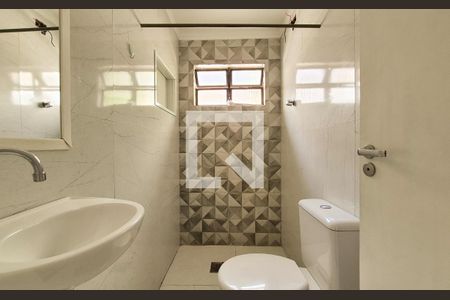 Banheiro de casa à venda com 3 quartos, 160m² em Vila Camilópolis, Santo André