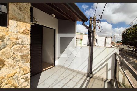 Sacada de casa à venda com 3 quartos, 160m² em Vila Camilópolis, Santo André