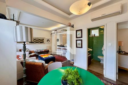 Sala de apartamento à venda com 2 quartos, 77m² em Laranjeiras, Rio de Janeiro