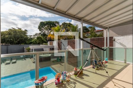 Varanda de casa à venda com 5 quartos, 490m² em Trevo, Belo Horizonte
