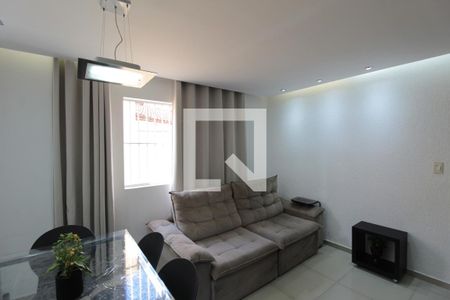 Sala de apartamento à venda com 3 quartos, 70m² em Glória, Belo Horizonte