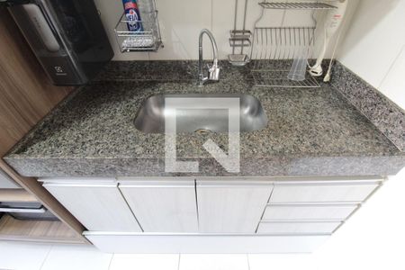 Cozinha e Área de Serviço de apartamento à venda com 3 quartos, 70m² em Glória, Belo Horizonte