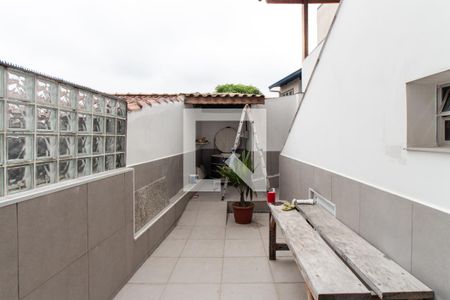 Térreo - Área de Serviço  de casa à venda com 4 quartos, 220m² em Carandiru, São Paulo