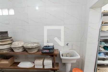 Térreo - Área de Serviço de casa à venda com 4 quartos, 220m² em Carandiru, São Paulo