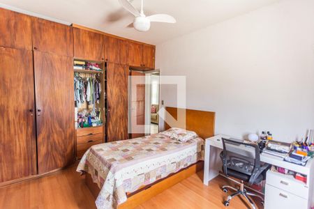 Quarto 1 da Casa de Cima de casa à venda com 7 quartos, 600m² em Santa Cruz, Belo Horizonte