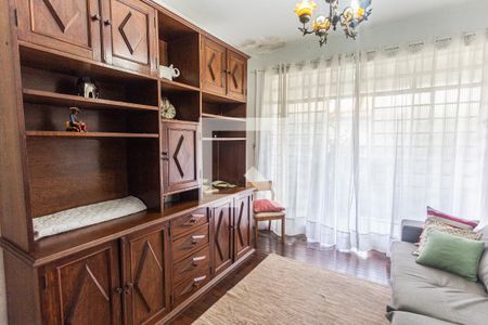 Sala de casa à venda com 7 quartos, 600m² em Santa Cruz, Belo Horizonte