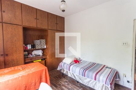 Quarto 1 de casa à venda com 7 quartos, 600m² em Santa Cruz, Belo Horizonte