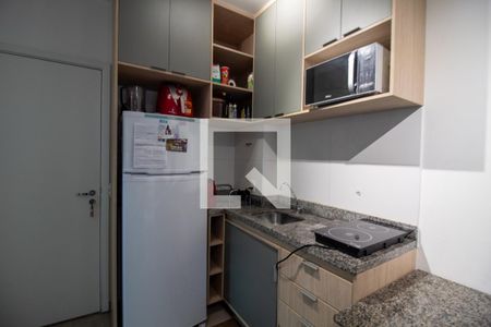 Cozinha de apartamento para alugar com 1 quarto, 30m² em Butantã, São Paulo