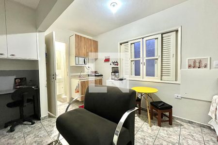 Sala/Quarto de kitnet/studio à venda com 1 quarto, 18m² em Jardim Oriental, São Paulo