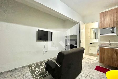 Sala/Quarto de kitnet/studio à venda com 1 quarto, 18m² em Jardim Oriental, São Paulo