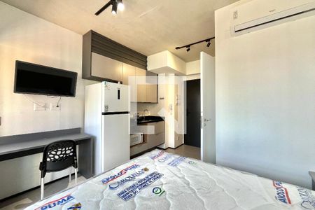 Sala/Quarto de kitnet/studio para alugar com 1 quarto, 21m² em Vila Clementino, São Paulo