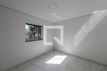 Quarto 2 de casa para alugar com 2 quartos, 60m² em Vila Alpina, São Paulo