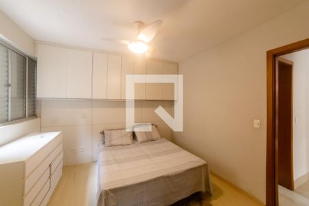 Suíte de apartamento à venda com 2 quartos, 129m² em Santo Antônio, Belo Horizonte