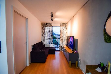 Sala de apartamento para alugar com 1 quarto, 50m² em Encantado, Rio de Janeiro