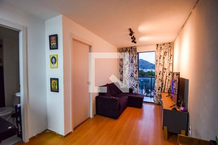 Sala de apartamento para alugar com 1 quarto, 50m² em Encantado, Rio de Janeiro
