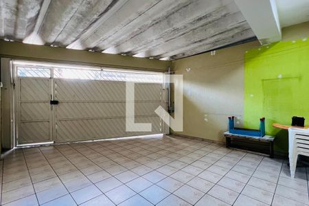 Garagem de casa à venda com 2 quartos, 300m² em Jardim Las Vegas, Guarulhos