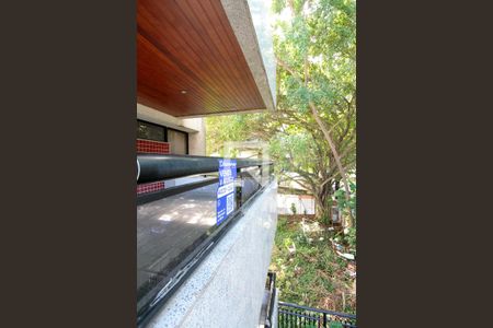 Plaquinha de apartamento à venda com 3 quartos, 142m² em Barra da Tijuca, Rio de Janeiro