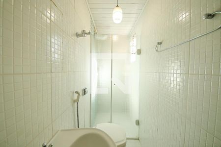 Edícula - Banheiro de casa à venda com 4 quartos, 250m² em Vila Antonieta, São Paulo