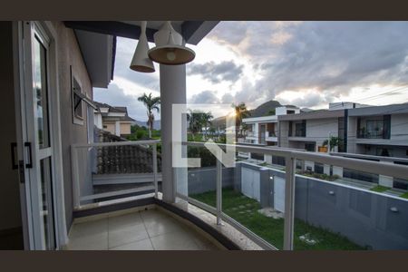 Sacada do Quarto 1 de casa de condomínio à venda com 4 quartos, 120m² em Vargem Pequena, Rio de Janeiro