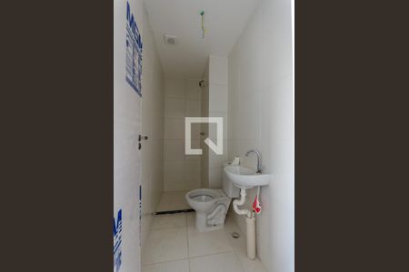 Banheiro de apartamento para alugar com 2 quartos, 34m² em Jardim Pereira Leite, São Paulo