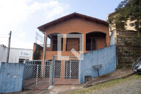 Fachada de casa para alugar com 3 quartos, 220m² em Centro Alto, Ribeirão Pires