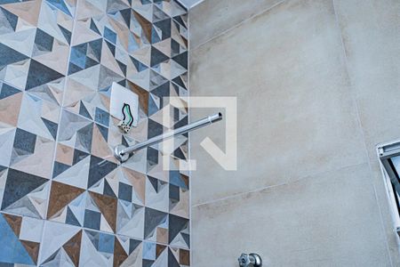 Banheiro de casa para alugar com 1 quarto, 31m² em Vila Boacava, São Paulo