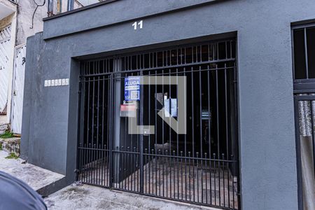 Fachada + Placa  de casa para alugar com 1 quarto, 31m² em Vila Boacava, São Paulo