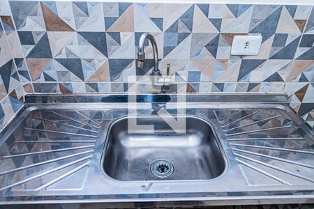 Sala/Cozinha de casa para alugar com 1 quarto, 31m² em Vila Boacava, São Paulo