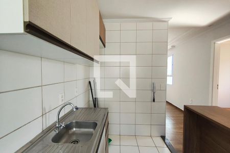 Cozinha de apartamento à venda com 2 quartos, 44m² em Jardim do Lago Ii, Campinas