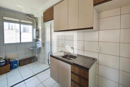 Cozinha de apartamento à venda com 2 quartos, 44m² em Jardim do Lago Ii, Campinas