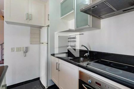 Cozinha de apartamento à venda com 1 quarto, 71m² em Vila Madalena, São Paulo