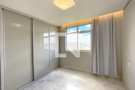 Suite 1 de apartamento para alugar com 2 quartos, 90m² em São Lucas, Belo Horizonte