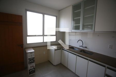 Cozinha de apartamento para alugar com 4 quartos, 200m² em Grajaú, Belo Horizonte