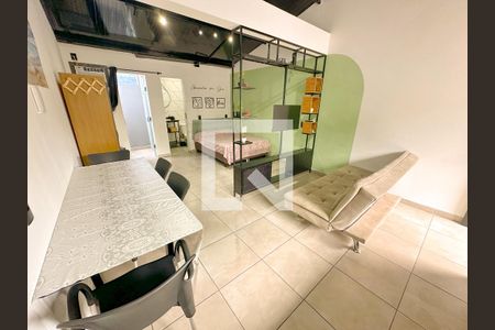 Studio de kitnet/studio para alugar com 1 quarto, 32m² em São João do Rio Vermelho, Florianópolis