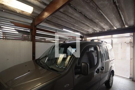 Garagem de casa para alugar com 2 quartos, 64m² em Jardim Modelo, São Paulo