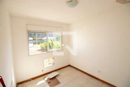 Quarto 1 de casa de condomínio à venda com 2 quartos, 55m² em Vargem Pequena, Rio de Janeiro