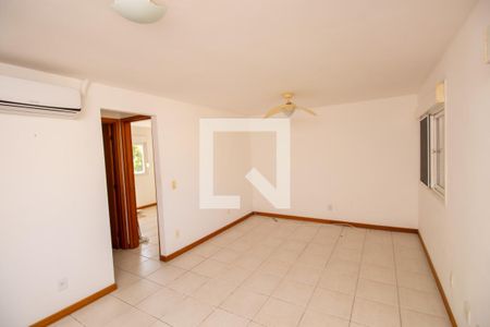 Sala de casa de condomínio à venda com 2 quartos, 55m² em Vargem Pequena, Rio de Janeiro