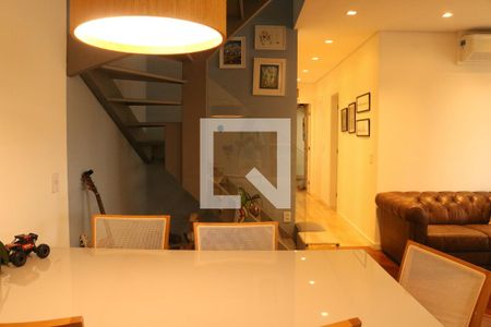 Sala de apartamento à venda com 3 quartos, 200m² em Vila Hamburguesa, São Paulo