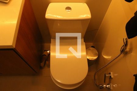 Banheiro de apartamento à venda com 3 quartos, 200m² em Vila Hamburguesa, São Paulo