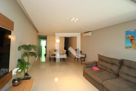 Sala de casa à venda com 3 quartos, 190m² em Chácara Mafalda, São Paulo