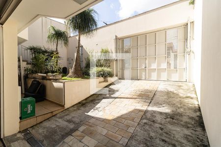 Entrada da Garagem de casa à venda com 3 quartos, 600m² em Cursino, São Paulo