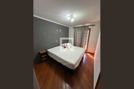 Quarto 1 de casa para alugar com 4 quartos, 145m² em Tarumã, Pinhais