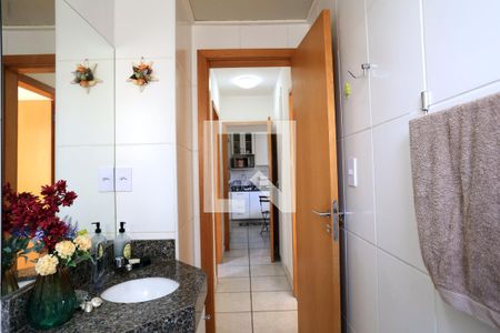 Banheiro Social de apartamento à venda com 2 quartos, 67m² em Santa Efigênia, Belo Horizonte
