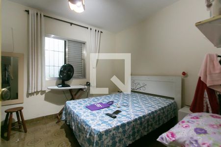 Quarto 2 de casa à venda com 4 quartos, 180m² em Jardim Ruth, São Paulo