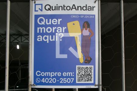 Placa de casa à venda com 4 quartos, 180m² em Jardim Ruth, São Paulo