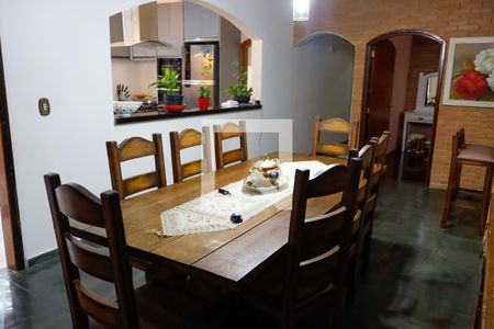 Sala de casa à venda com 4 quartos, 300m² em City Bussocaba, Osasco