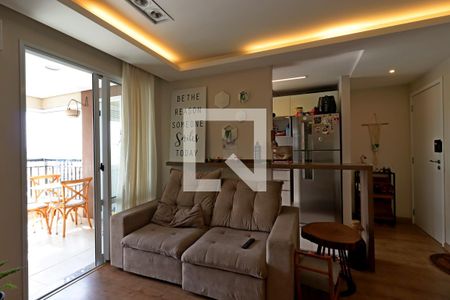 Sala de apartamento à venda com 2 quartos, 64m² em Vila Curuçá, Santo André